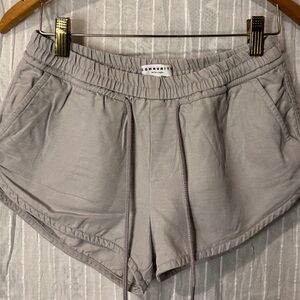 Aritzia Community Habitus linen shorts in grey -XS
